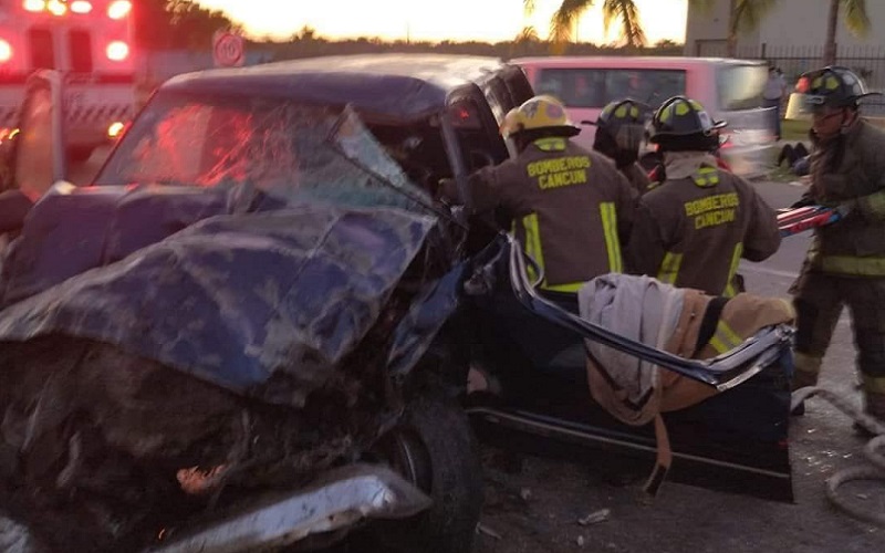 PIERDE LA VIDA UN TURISTA EN ACCIDENTE VEHÍCULAR